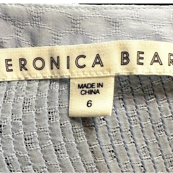 Veronica Beard Pierce Pintuck Blouse Light Blue 6 - Picture 5 of 7